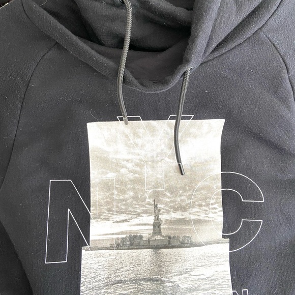 H&M Manhattan Graphic size S - Picture 6 of 8